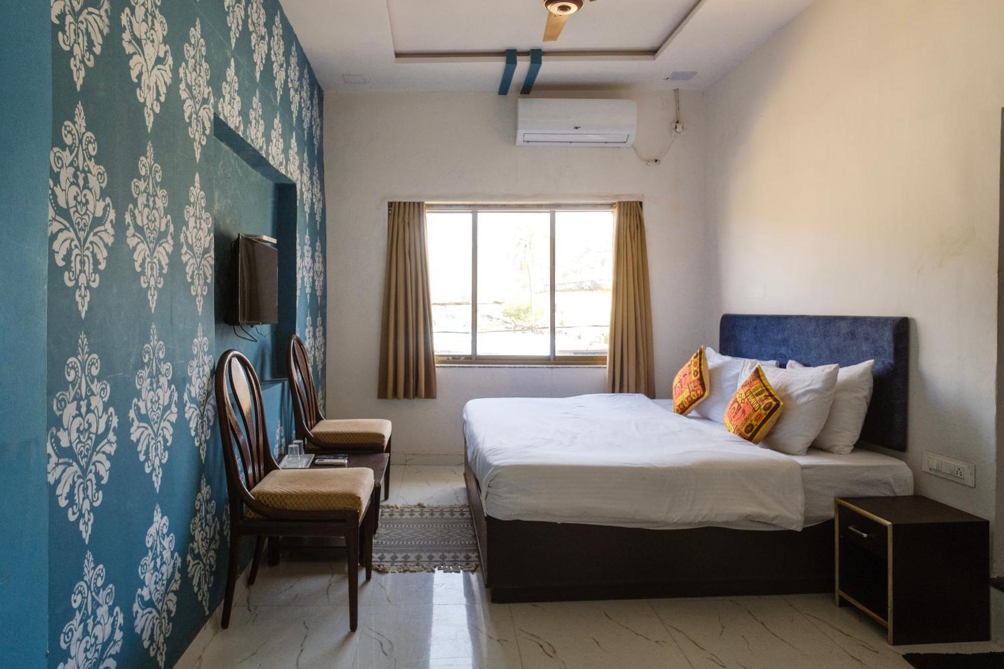 Rudraksha Inn 아부 산 외부 사진