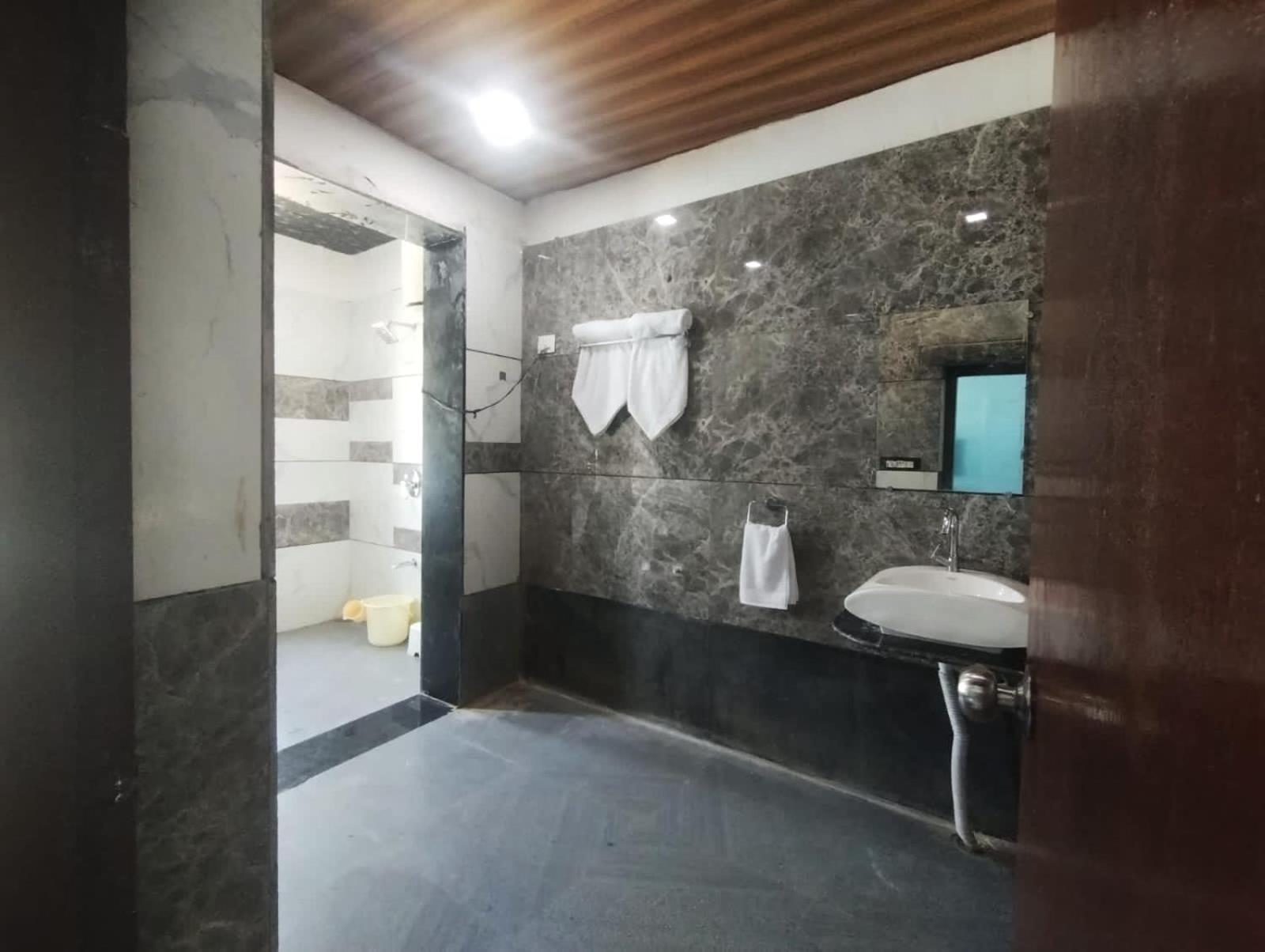 Rudraksha Inn 아부 산 외부 사진